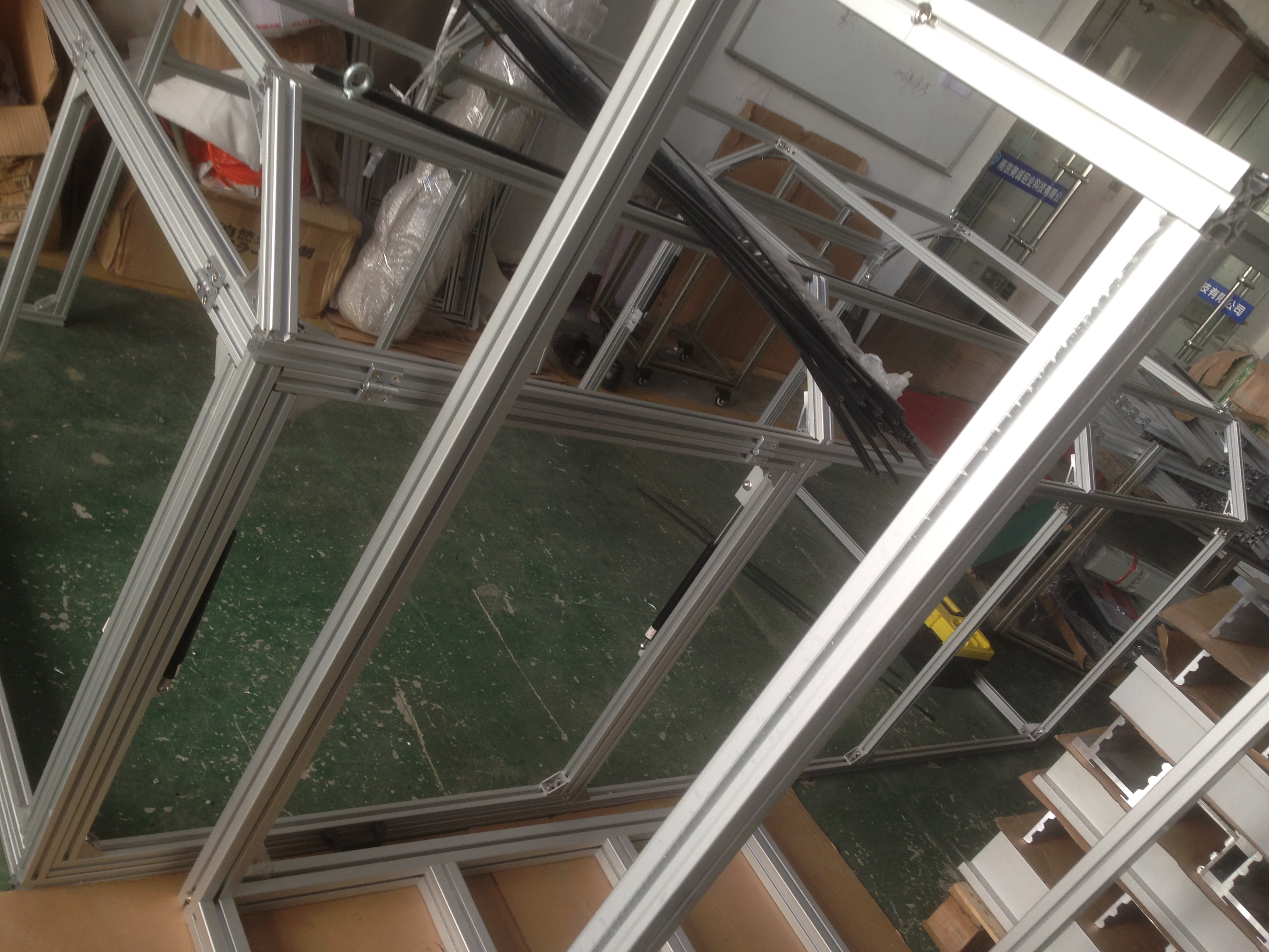 防靜電工作臺？成都工業鋁型材廠家