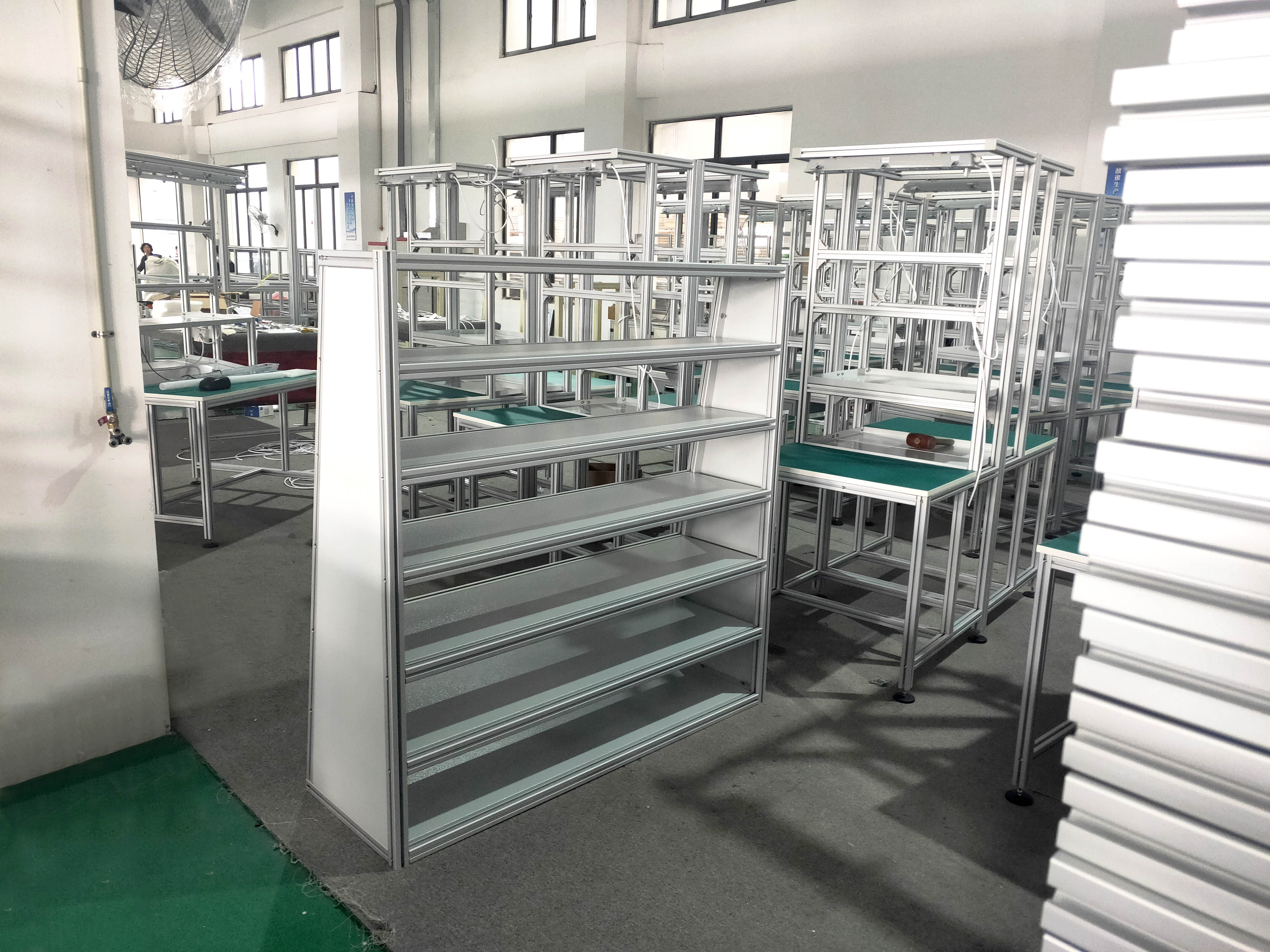 泰州鋁合金框架廠家，用8080型材搭建哪類框架？